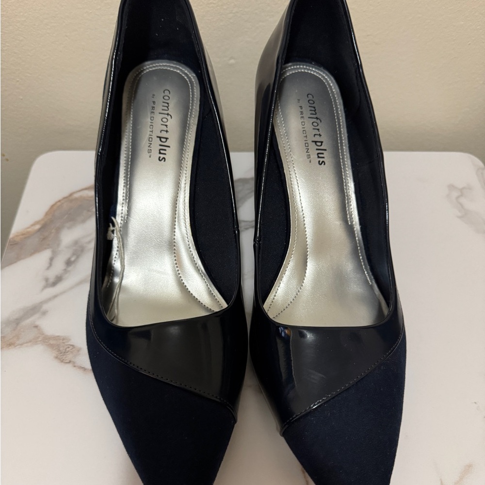 Comfort Plus by Predictions Navy Blue Heels with Pointed Toe and Medium Heel